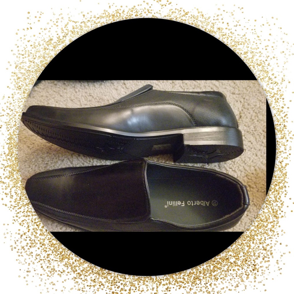 Men’s dress shoes